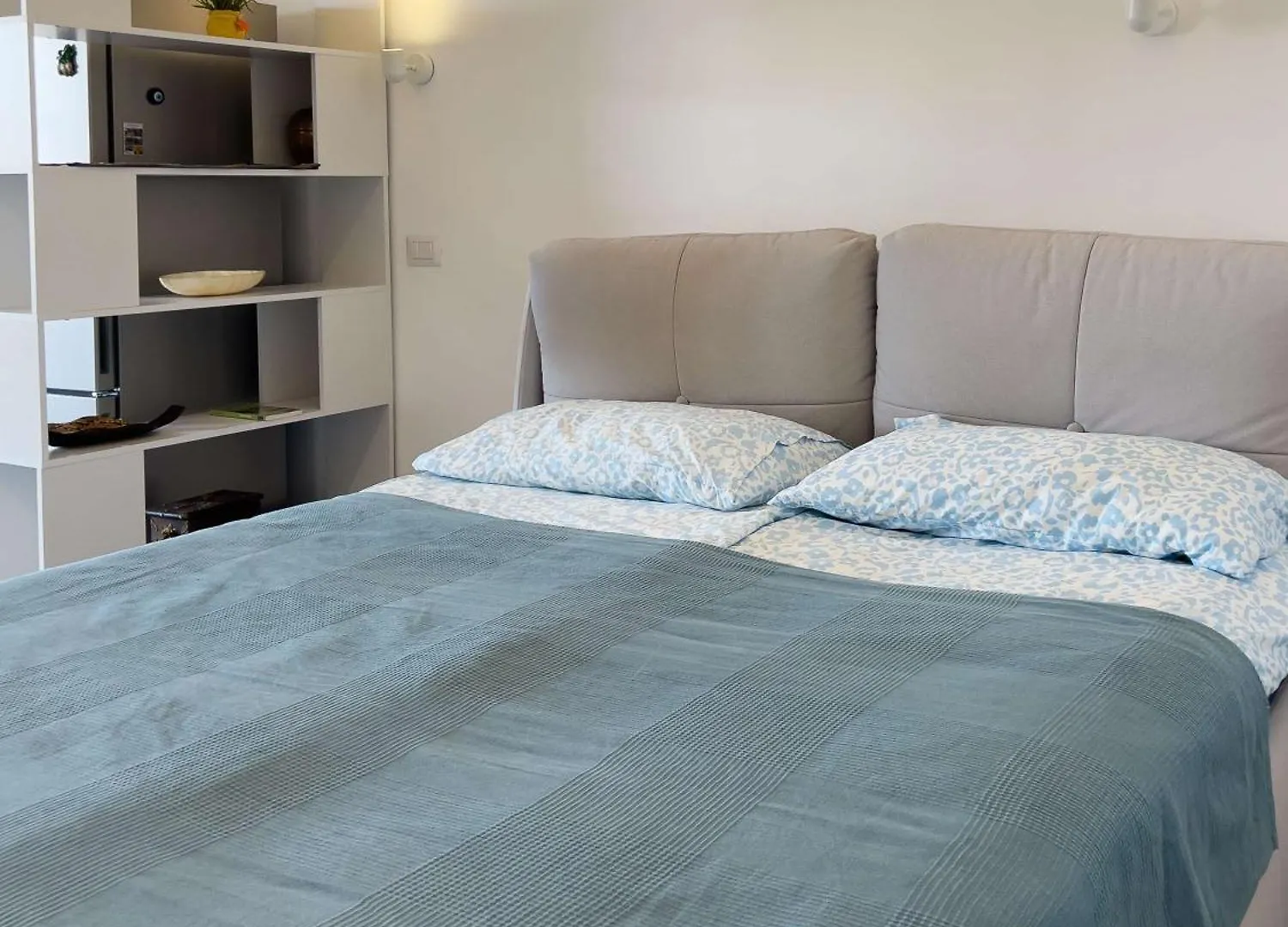 Domus Lucis Rome Apartment 0*,