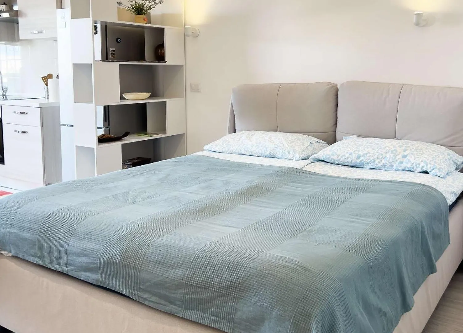 Domus Lucis Rome Apartment